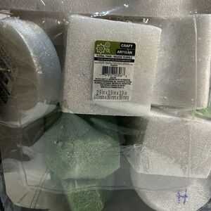 Floral foam bundle‎
